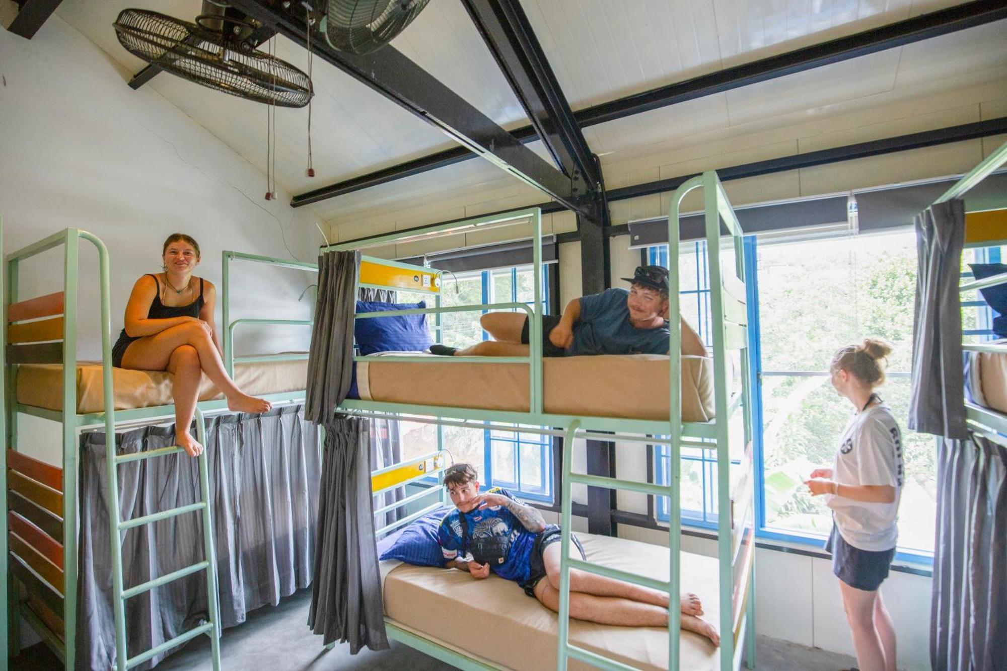 Hangover Hostels Ella Exterior photo