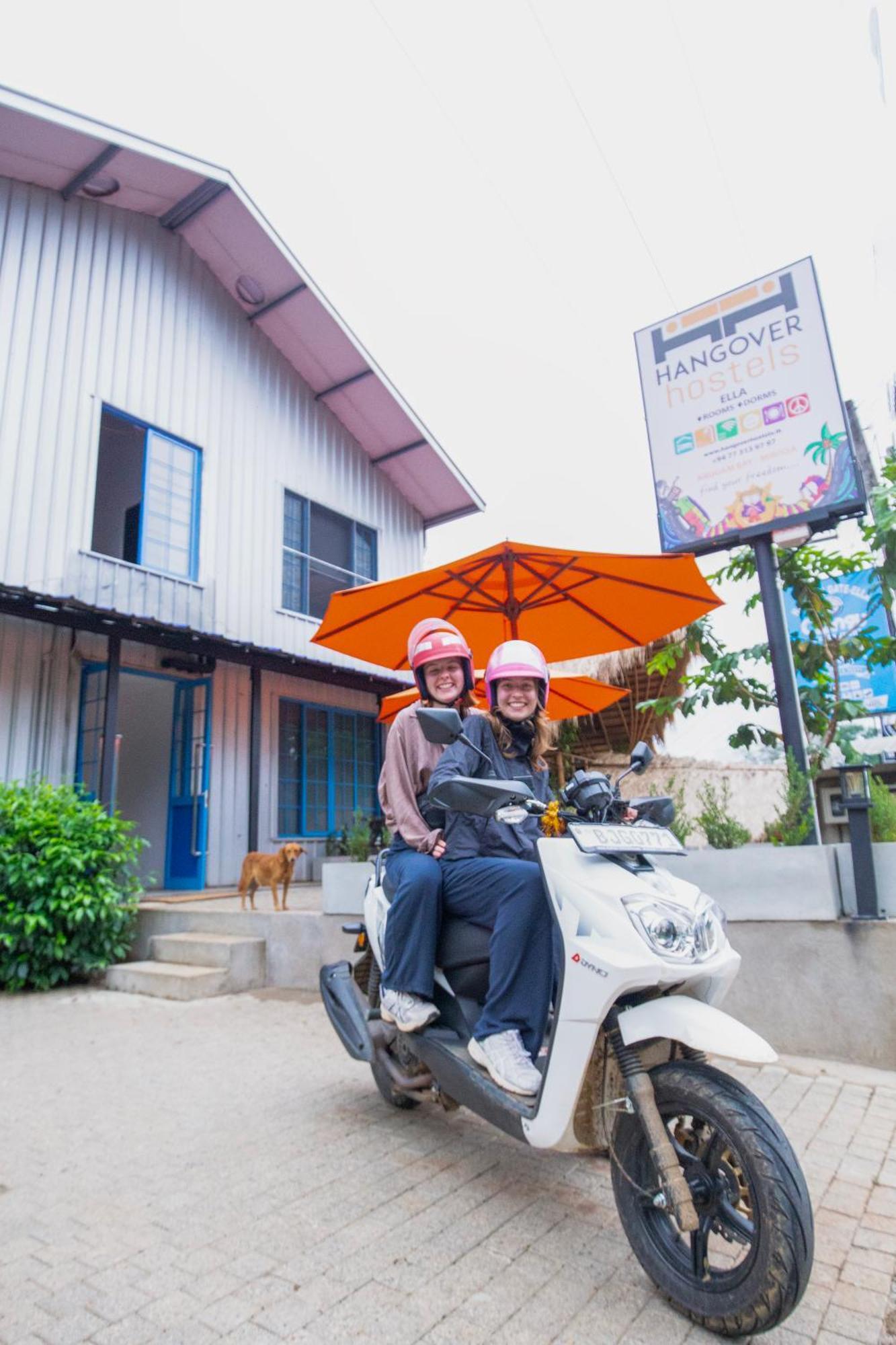 Hangover Hostels Ella Exterior photo